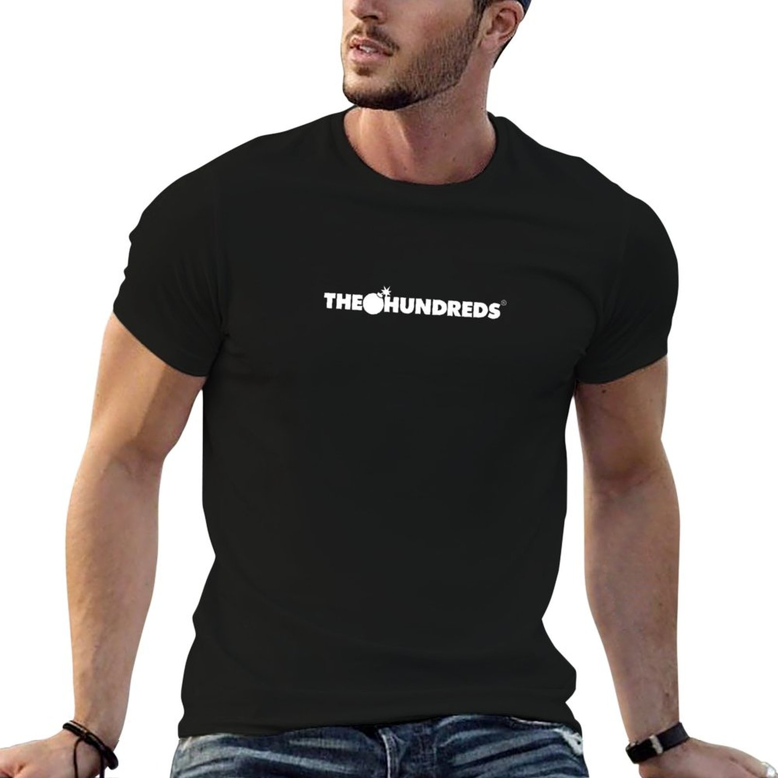 Streetwear Brand Essentials - Een community-based streetwear T-shirt, custom print,