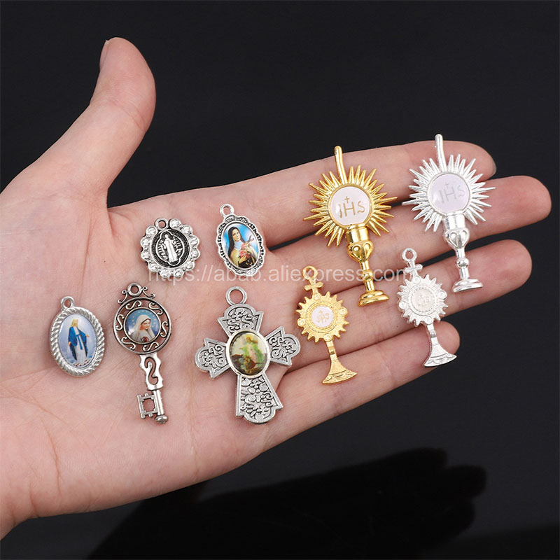 Streetwear Brand Accessories - 10 Stuks/Religieuze Vergulde Jezus Christus Icoon,