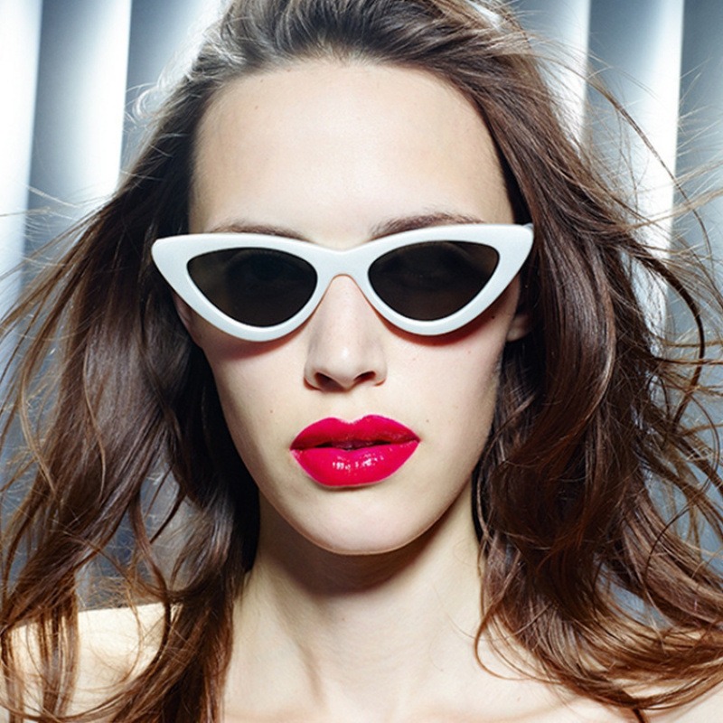 Streetwear Brand With Eye - Sexy kleine driehoekige Cat Eye zonnebril