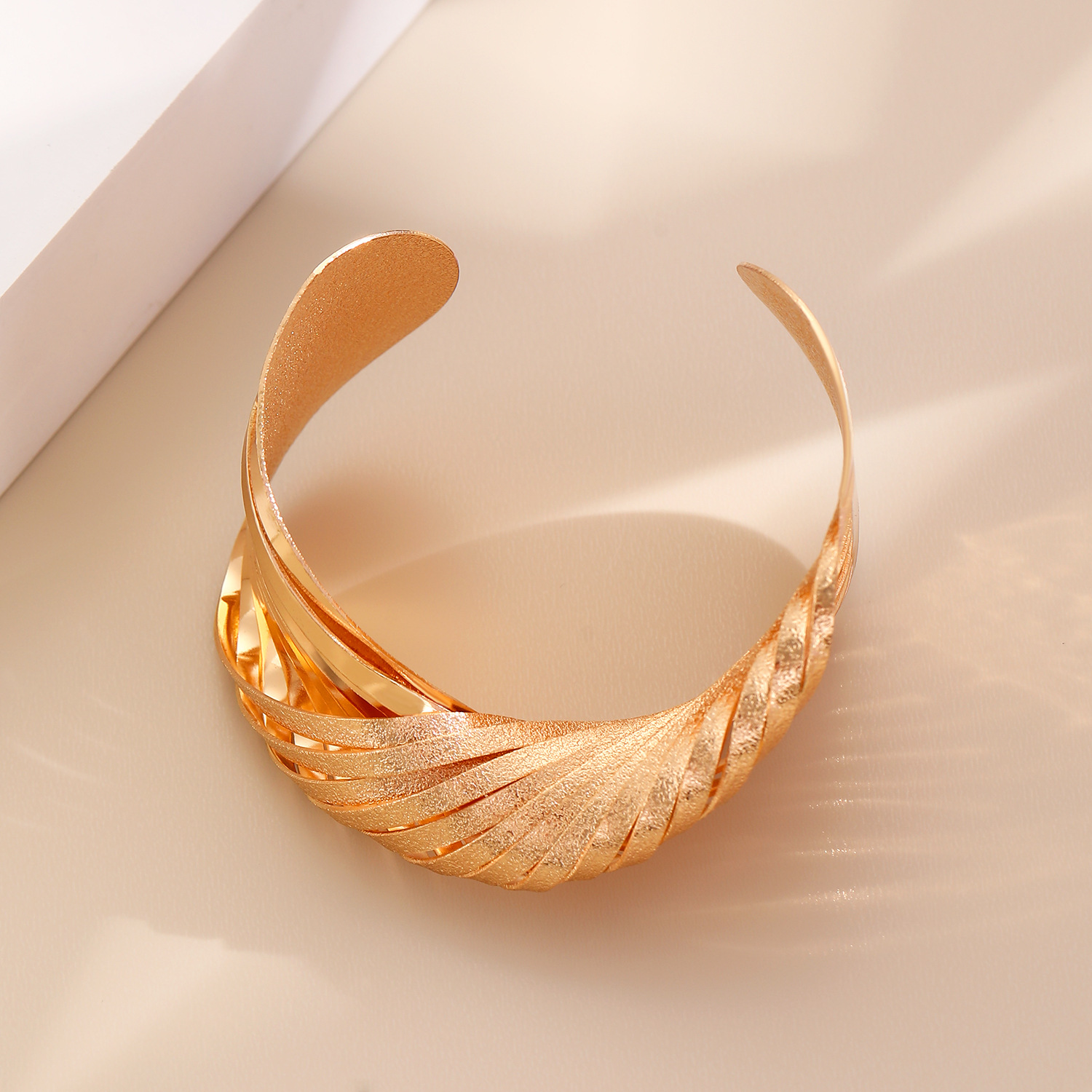 Vintage Matte Twisted Line Des - Streetwear Brand Accessories recensie en prijs
