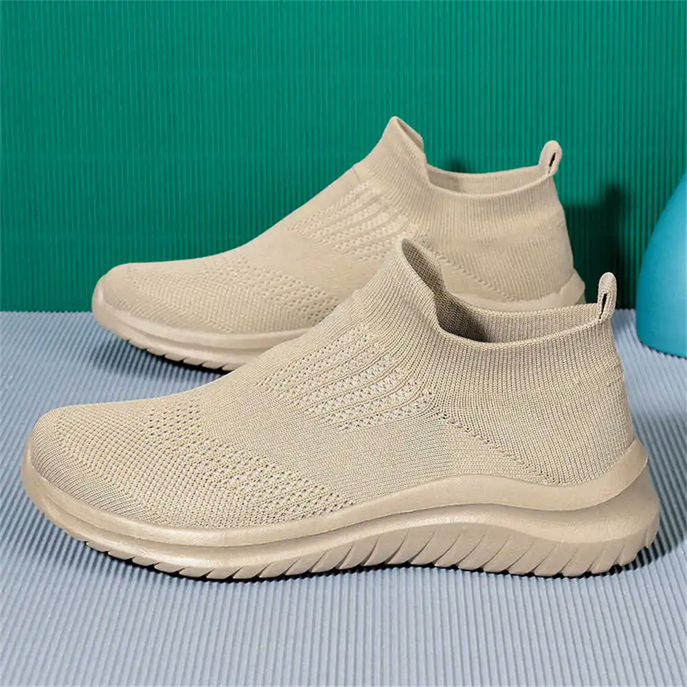 Beige Zachte Nieuwe Nieuwighei - Streetwear Brand Cheap recensie en prijs