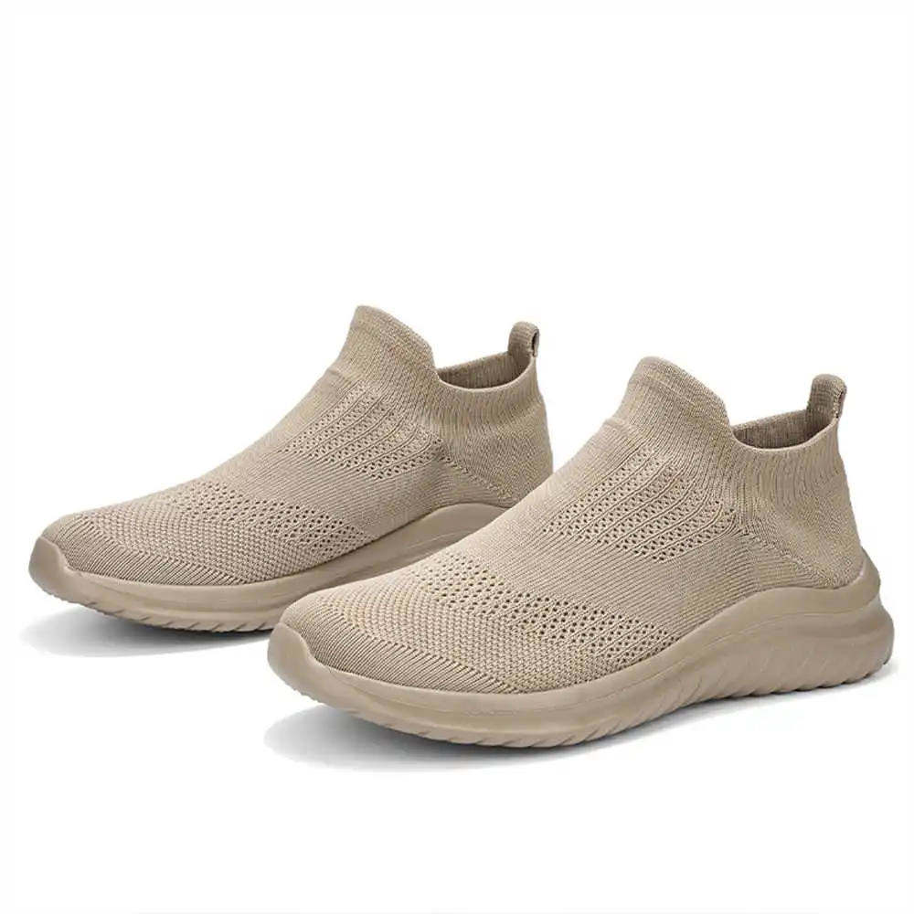 Beige Zachte Nieuwe Nieuwighei - Streetwear Brand Cheap recensie en prijs