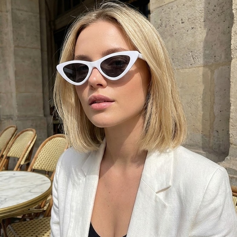 Sexy kleine driehoekige Cat Ey - Streetwear Brand With Eye recensie en prijs