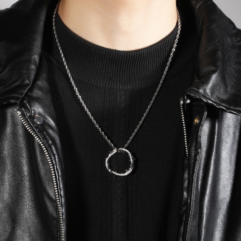 Retro doornenkroon hanger kett - Streetwear Brand Accessories recensie en prijs